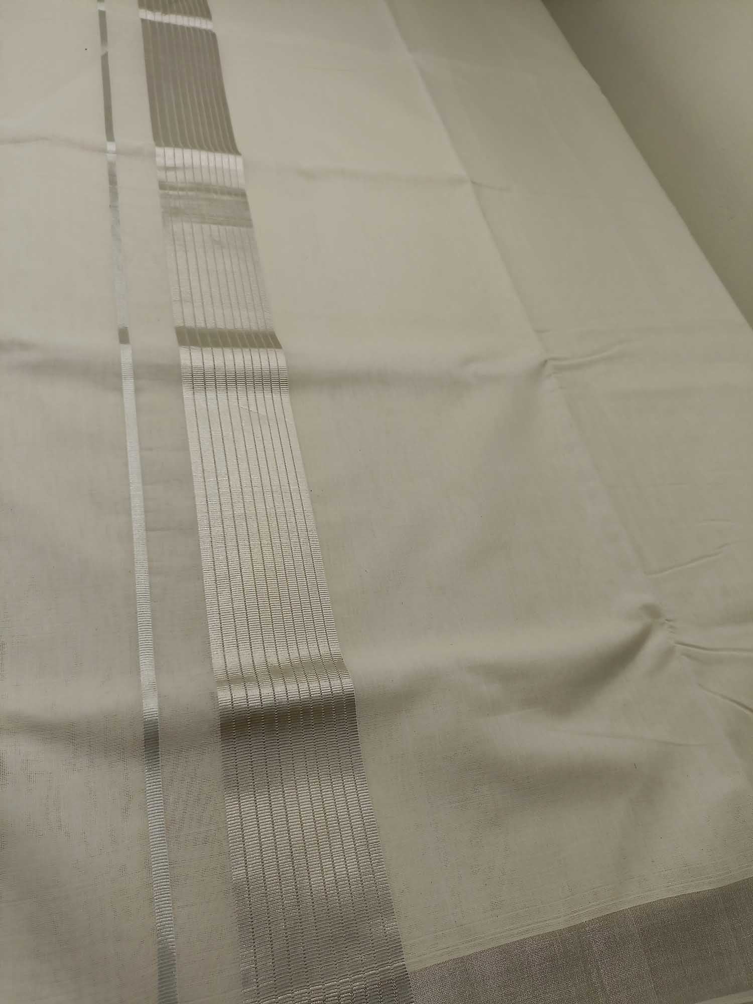 Kerala Kasavu Saree for Women