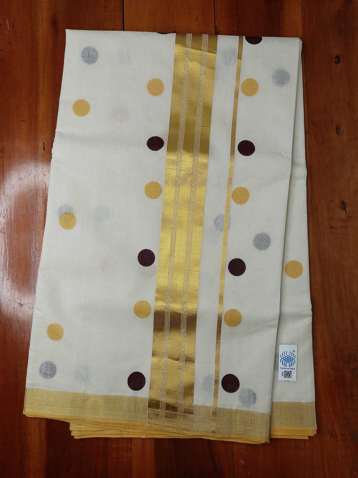 Kerala Kasavu Saree for Women