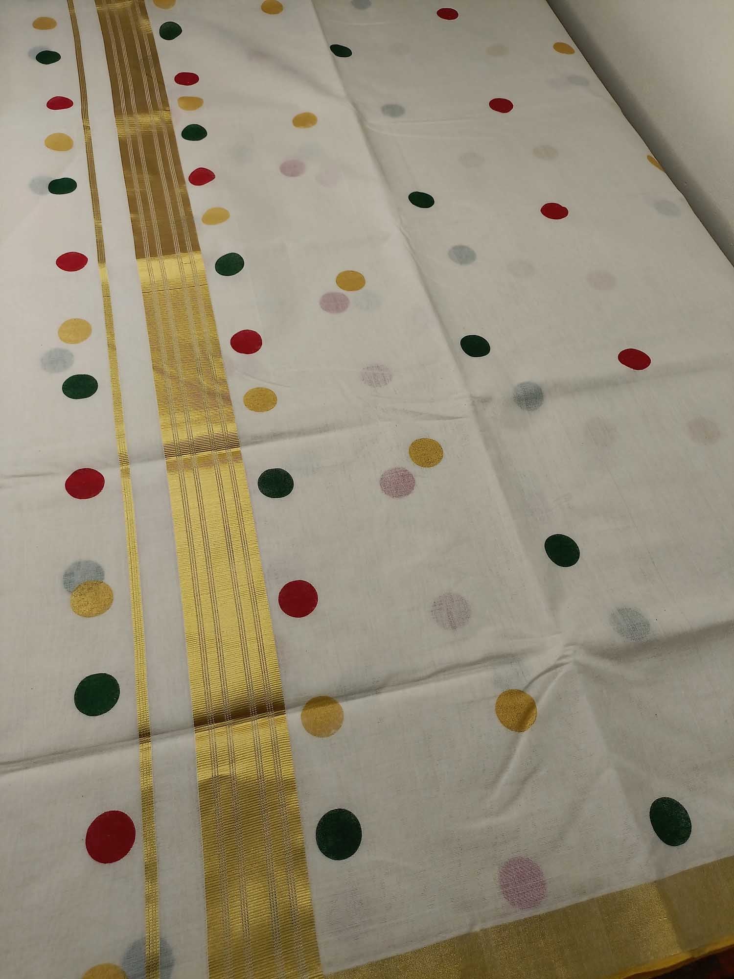 Kerala Kasavu Saree for Women