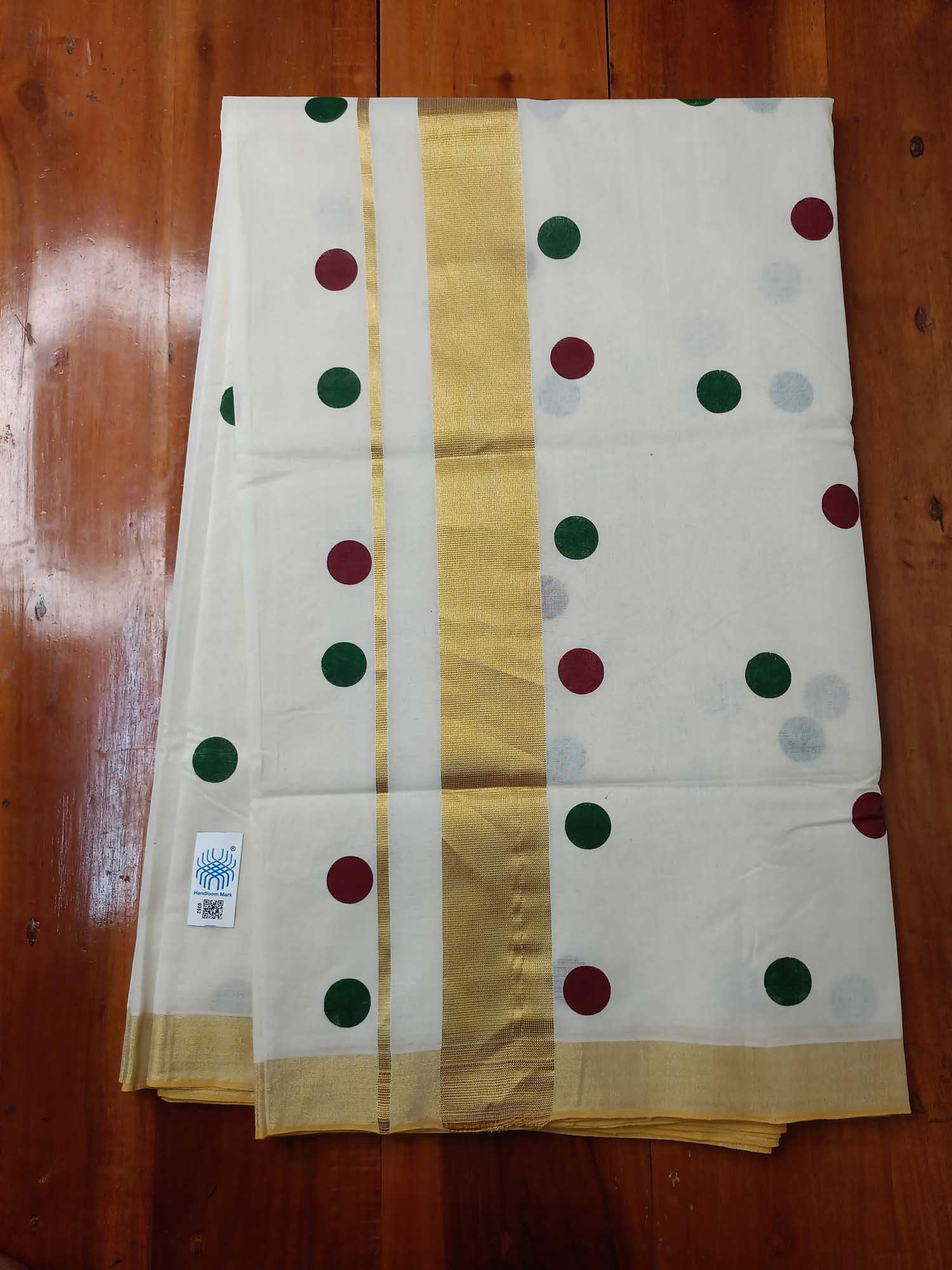 Kerala Kasavu Saree for Women