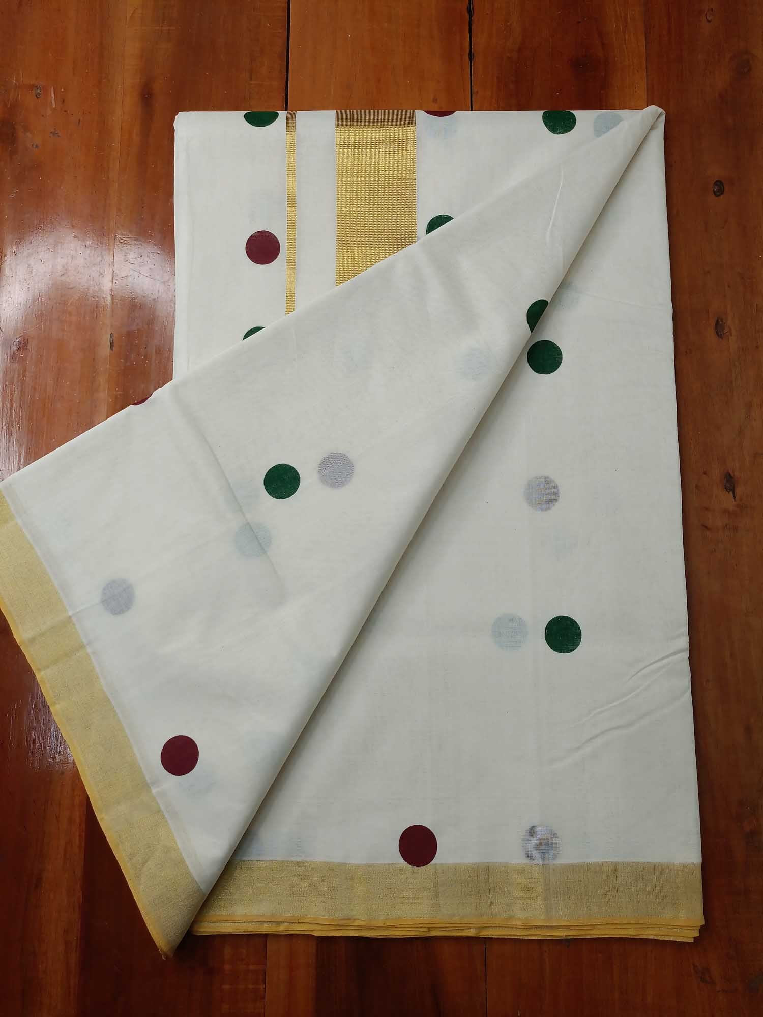 Kerala Kasavu Saree for Women