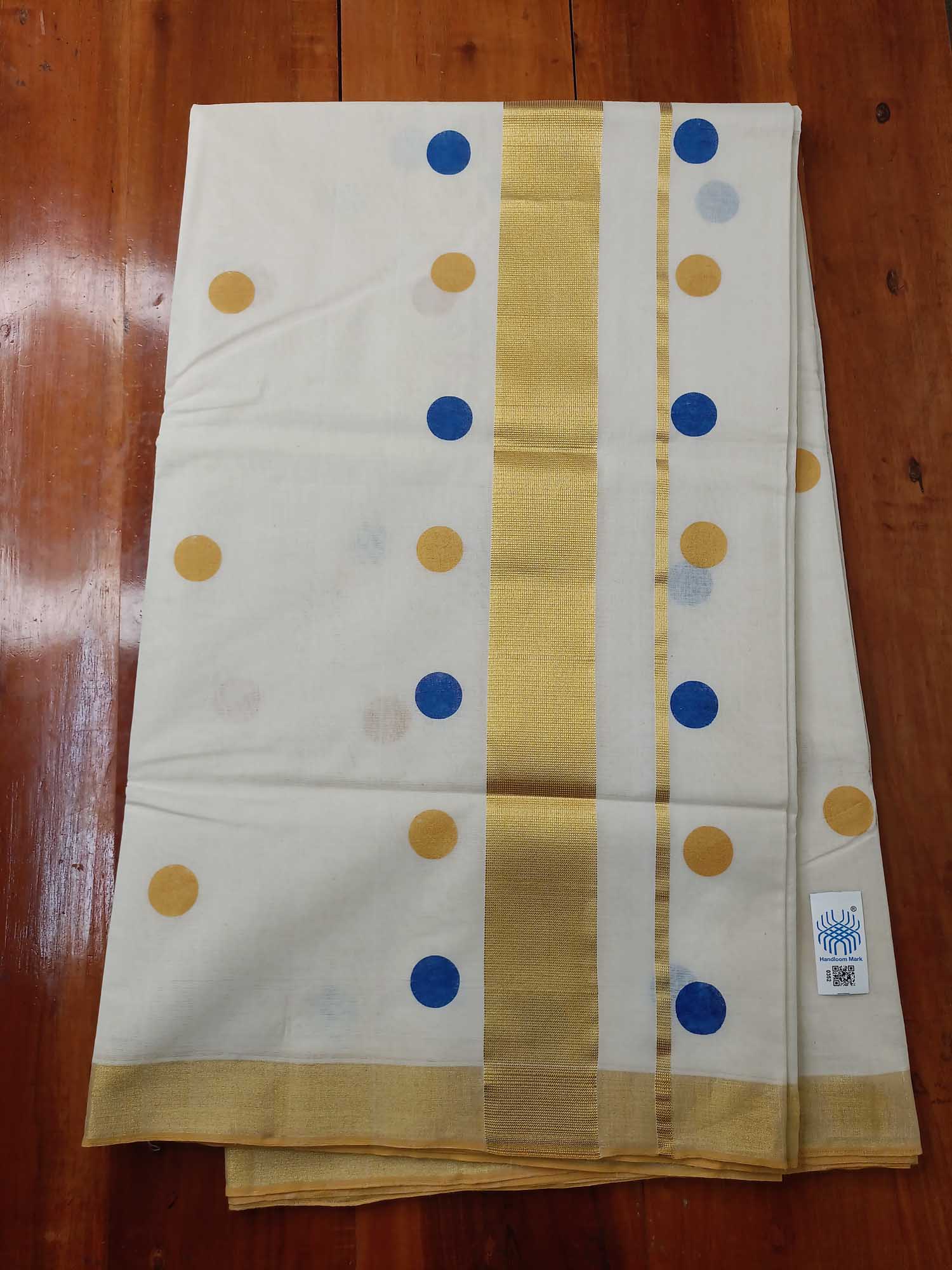 Kerala Kasavu Saree for Women