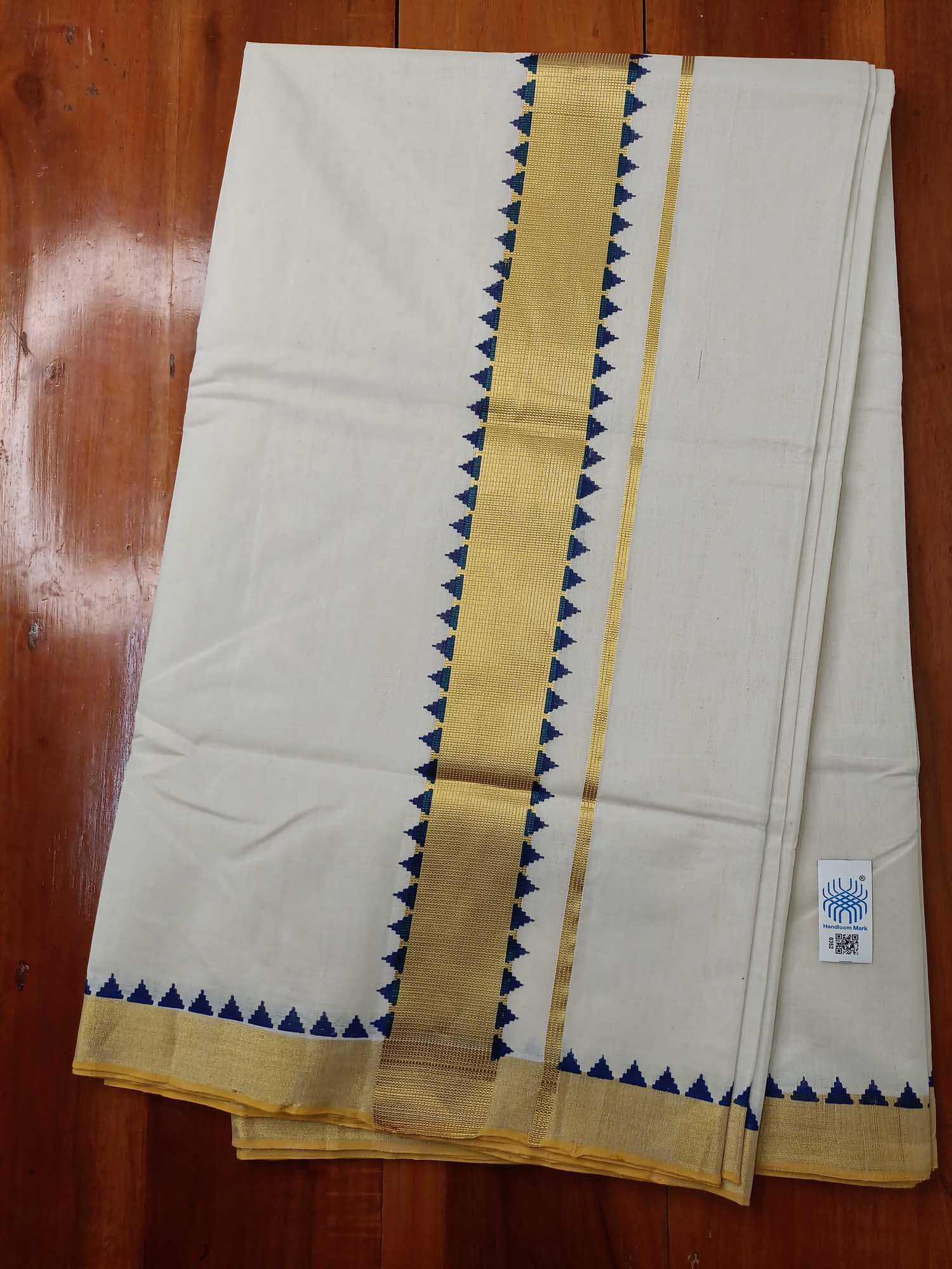 Kerala Kasavu Saree for Women