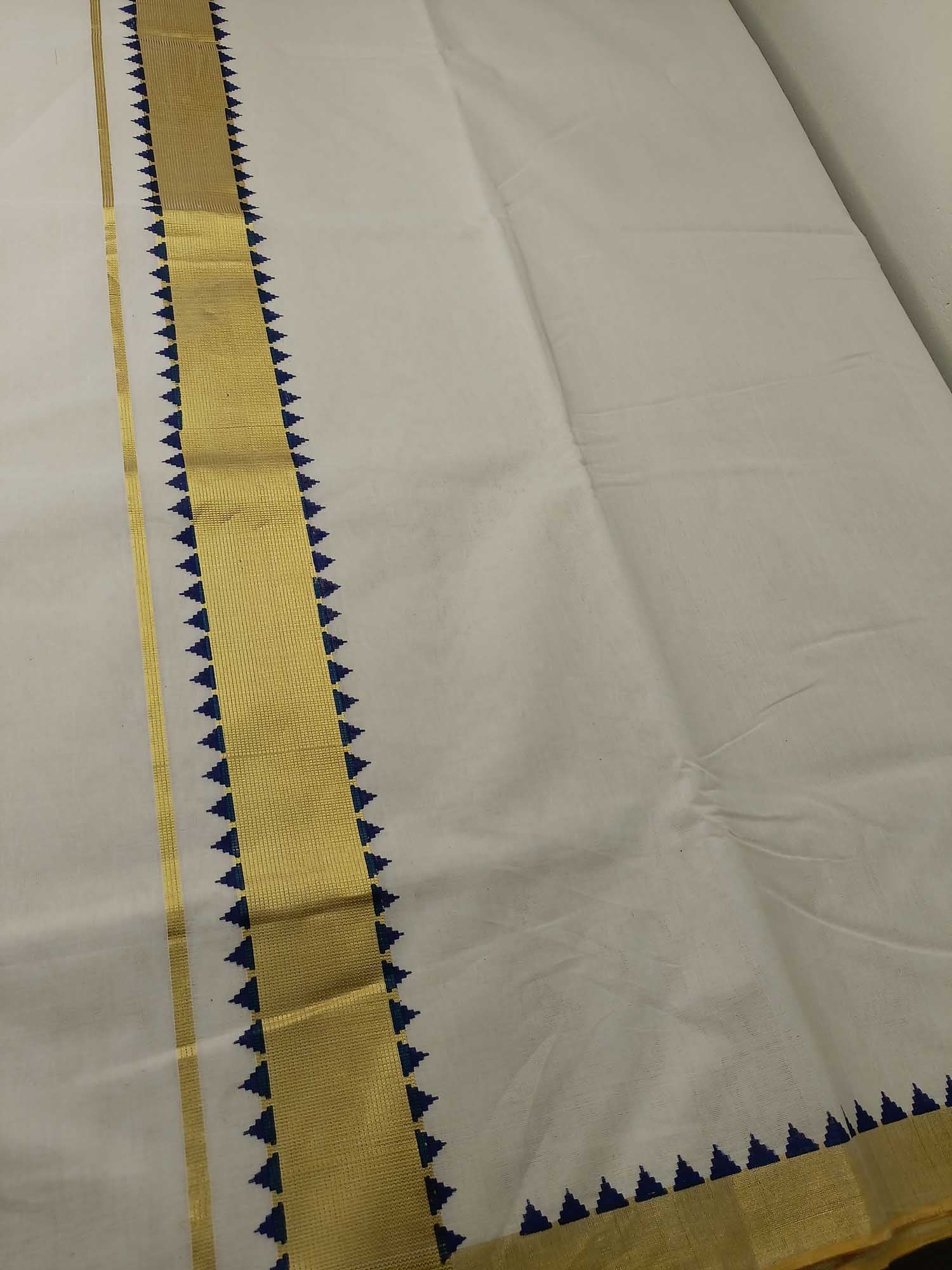 Kerala Kasavu Saree for Women