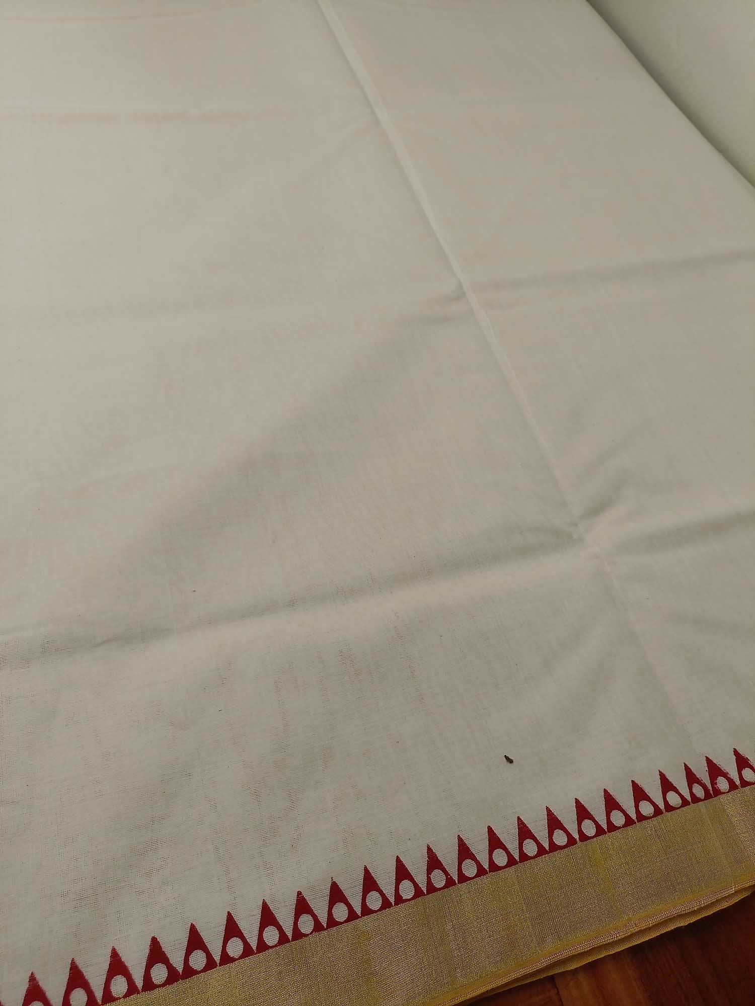 Kerala Kasavu Saree for Women