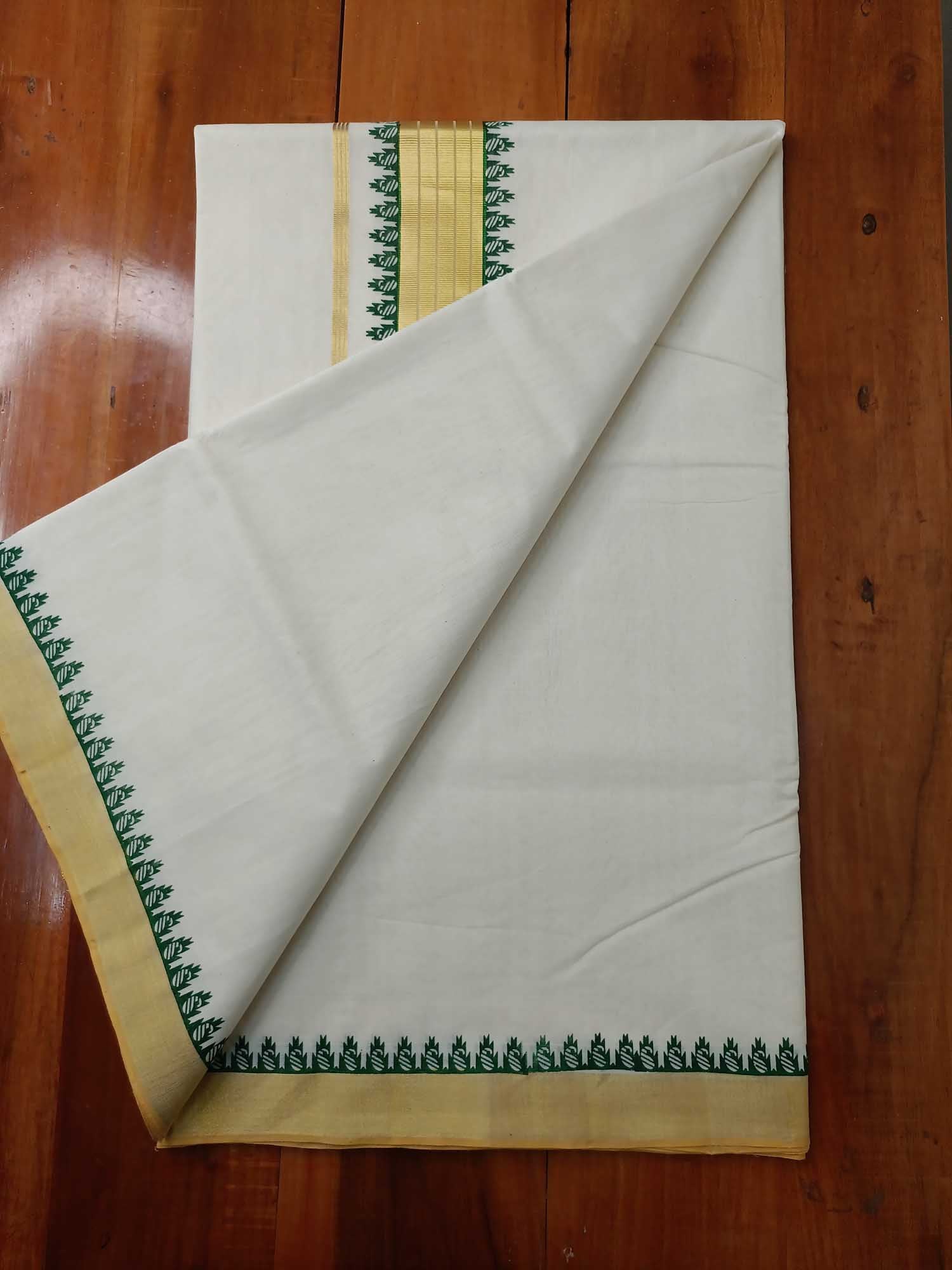 Kerala Kasavu Saree for Women