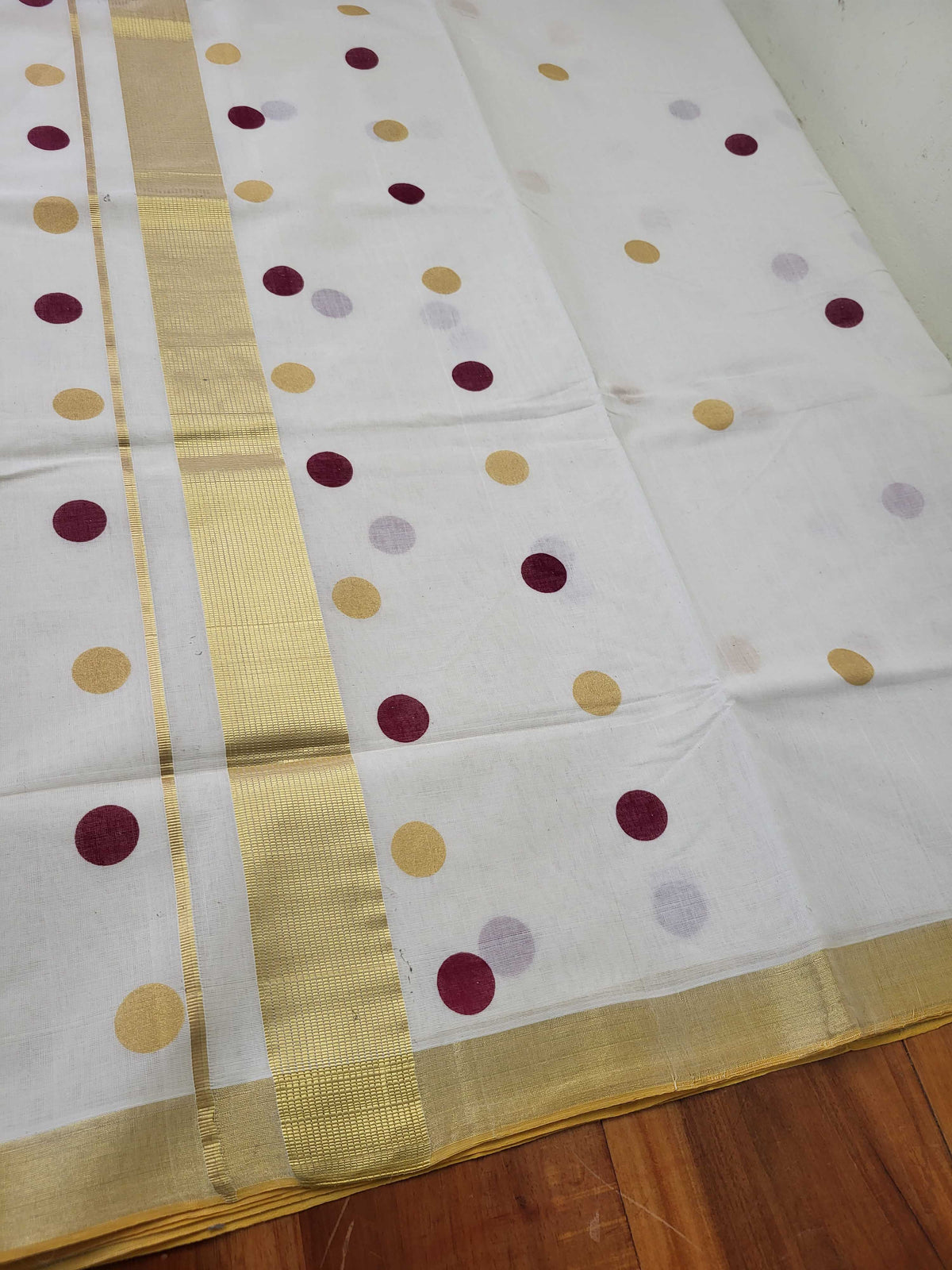 Kerala Kasavu Saree for Women
