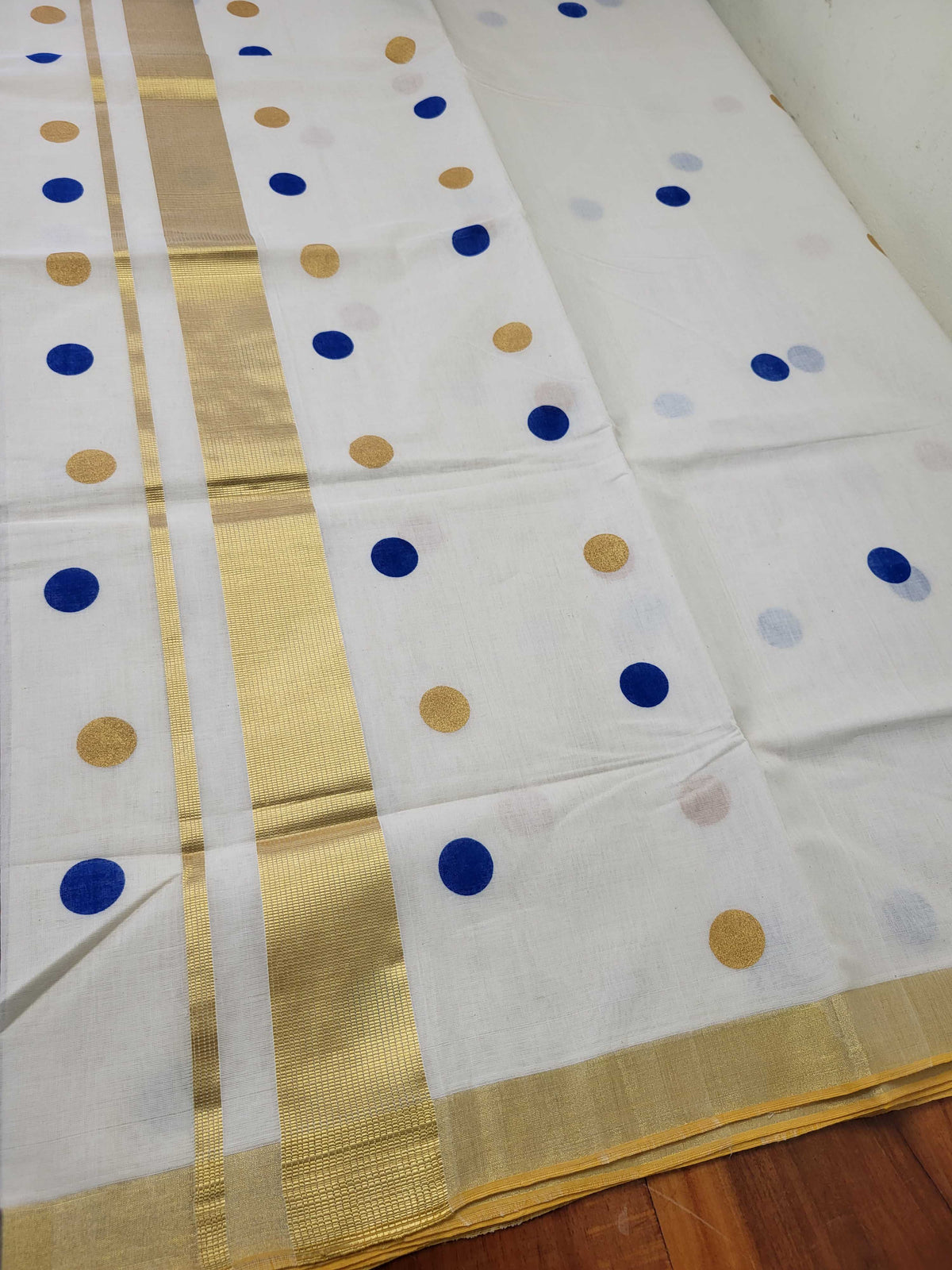Kerala Kasavu Saree for Women
