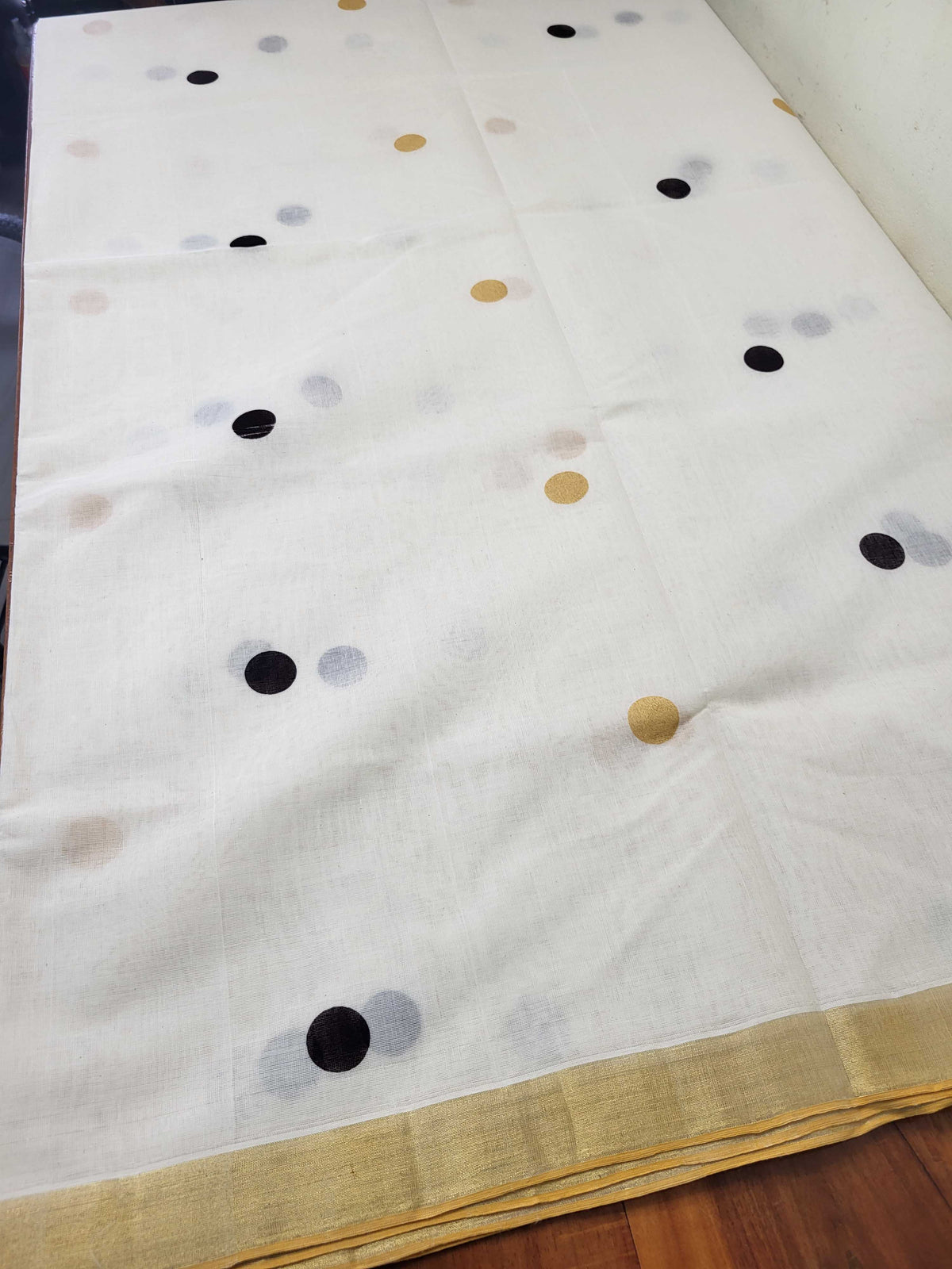 Kerala Kasavu Saree for Women