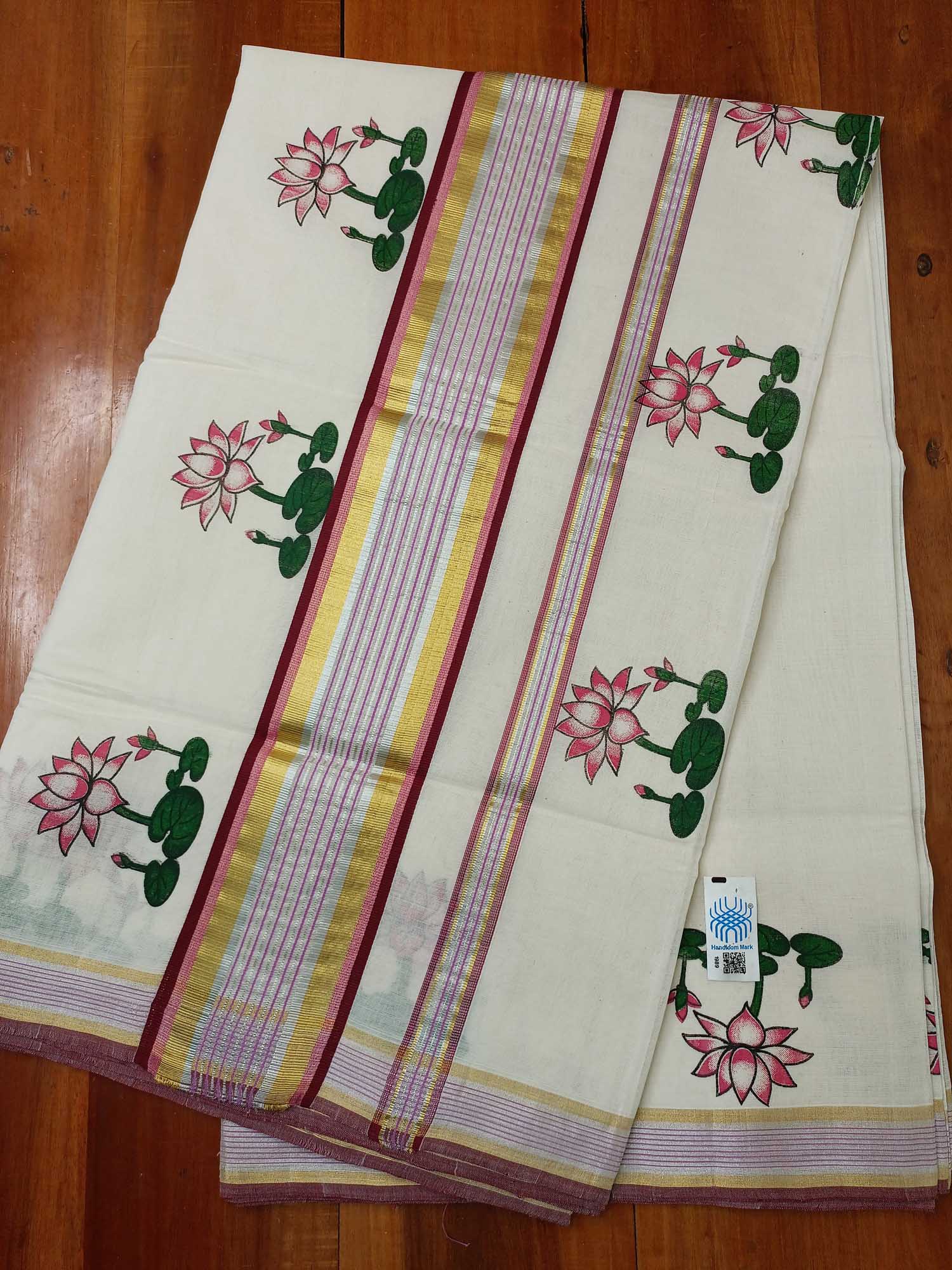 Kerala Kasavu Saree for Women