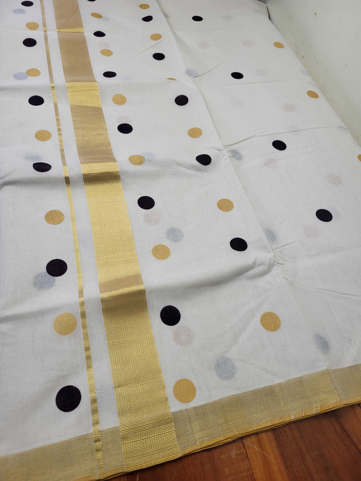 Kerala Kasavu Saree for Women