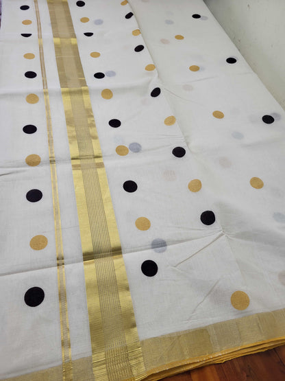 Kerala Kasavu Saree for Women
