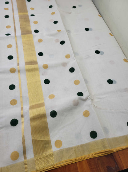 Kerala Kasavu Saree for Women
