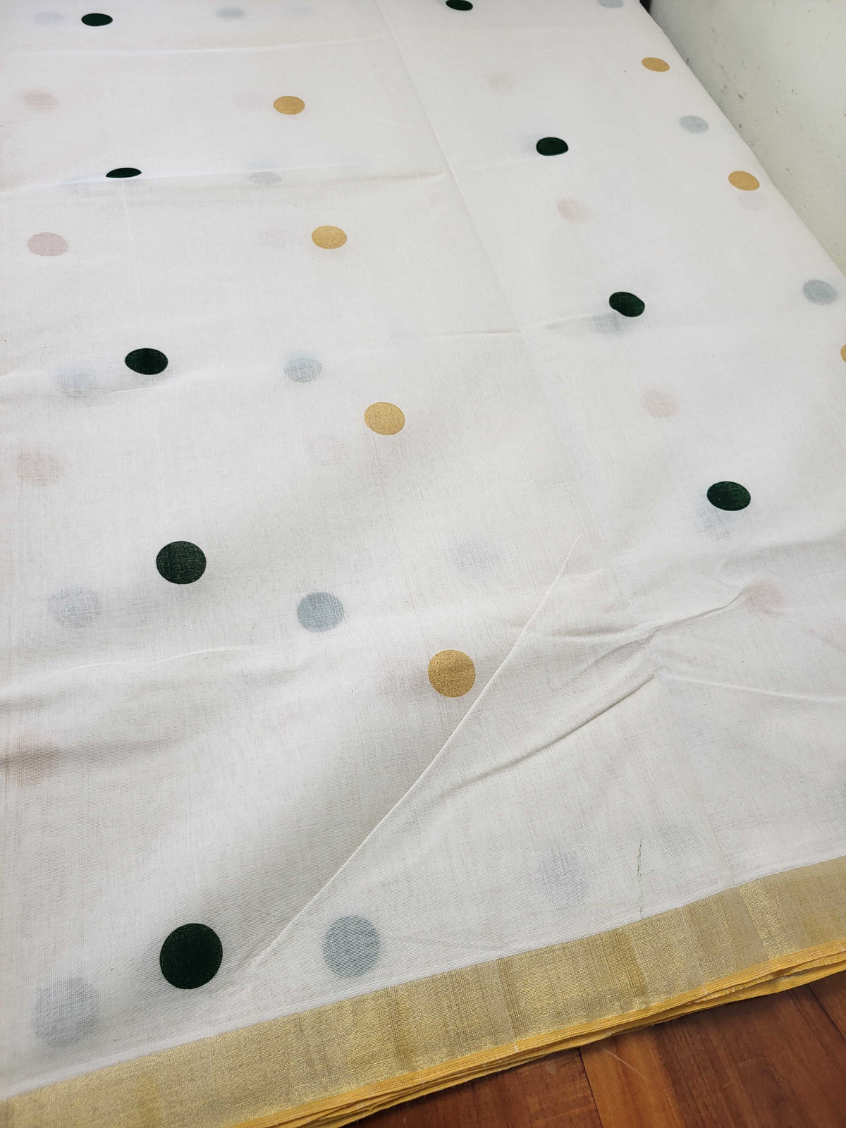 Kerala Kasavu Saree for Women