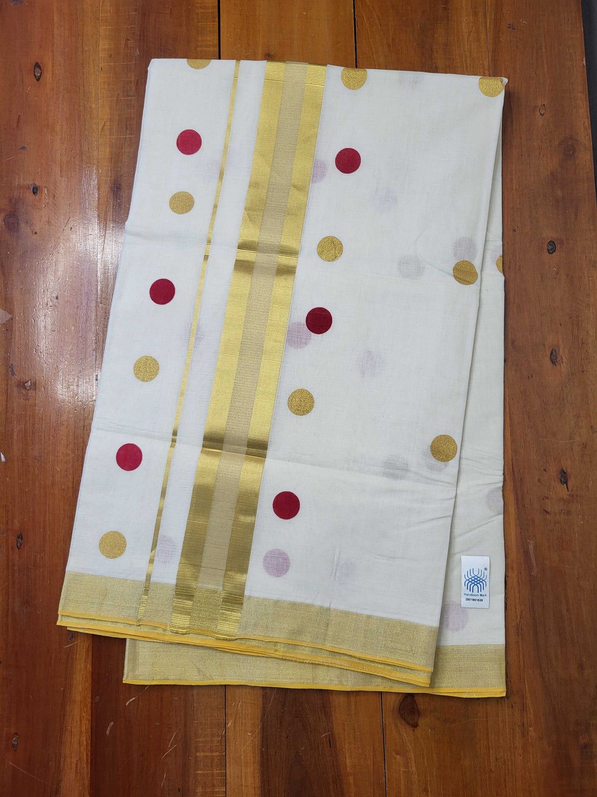Kerala Kasavu Saree for Women