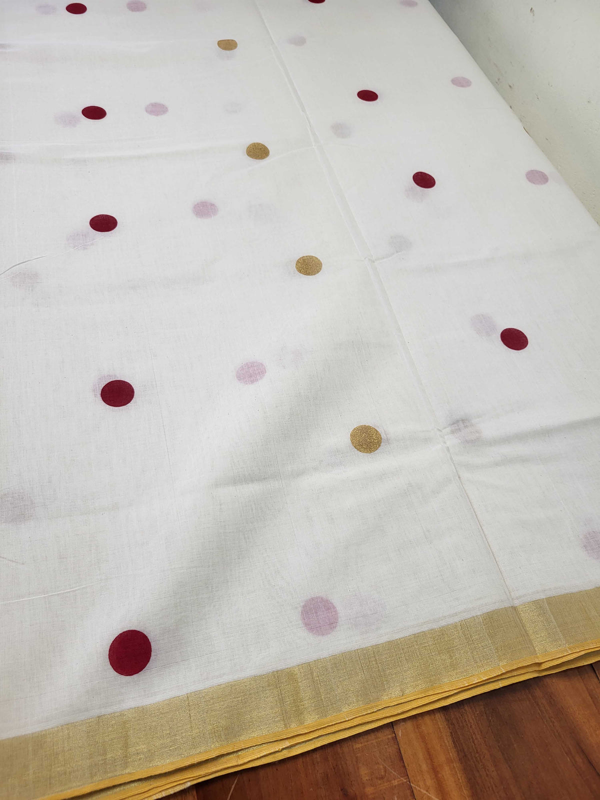 Kerala Kasavu Saree for Women