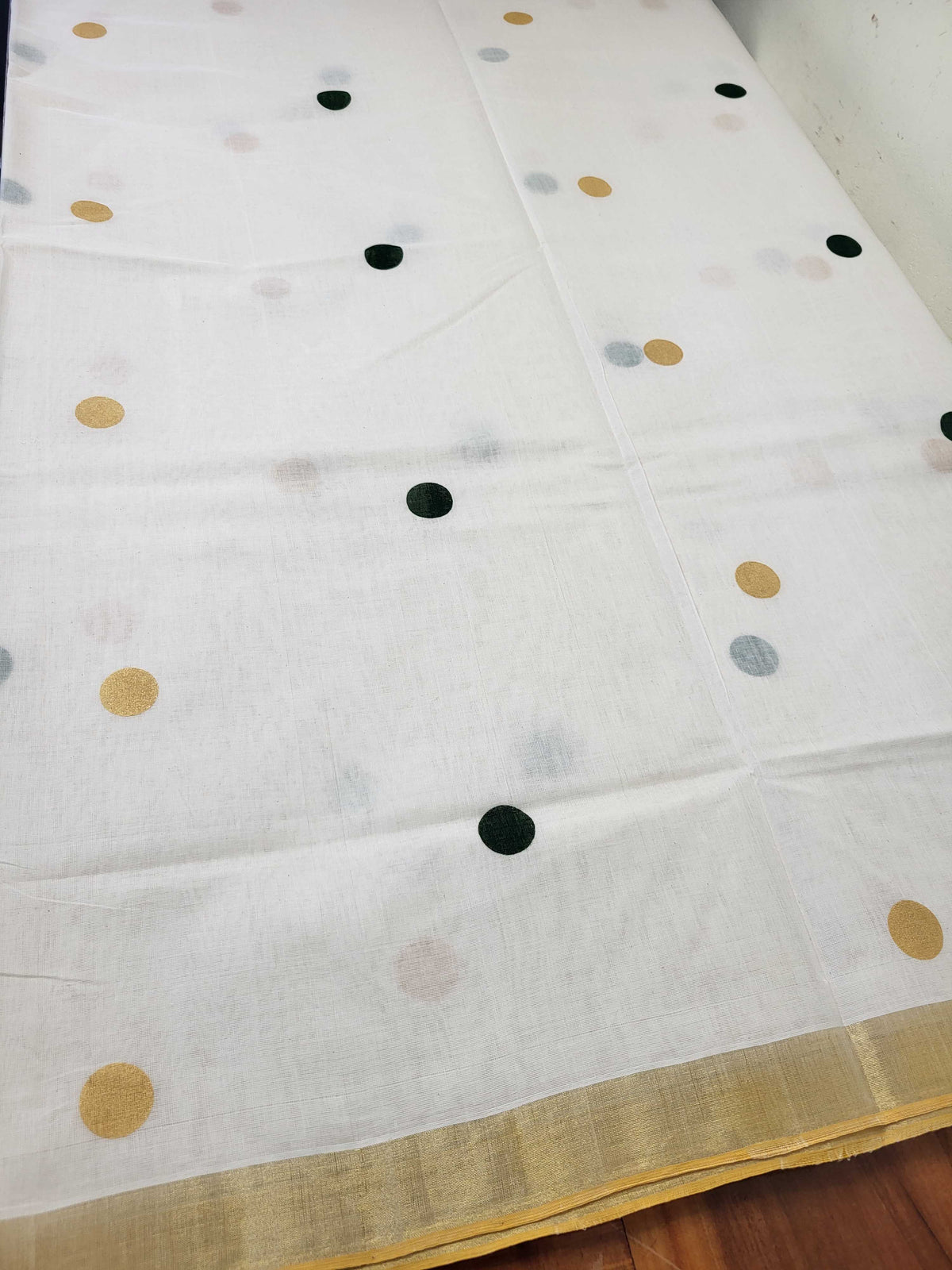 Kerala Kasavu Saree for Women