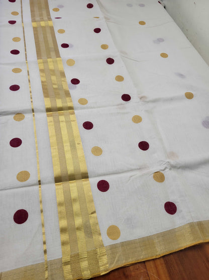 Kerala Kasavu Saree for Women