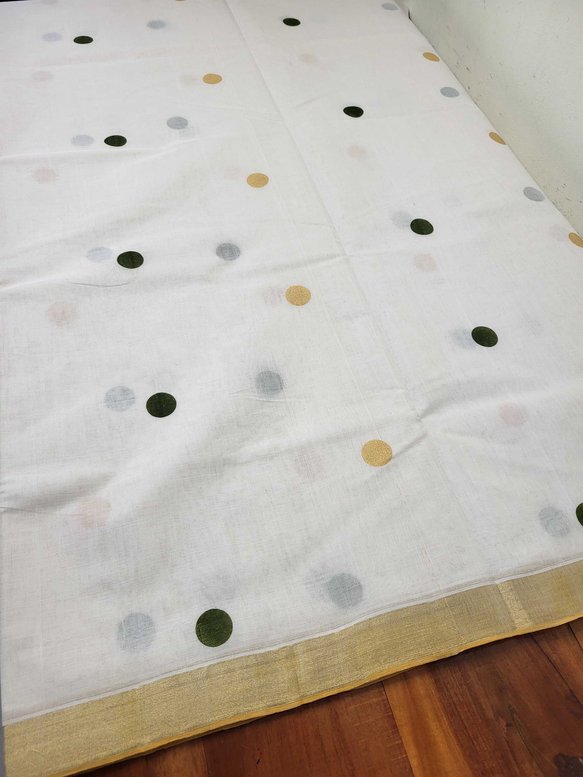 Kerala Kasavu Saree for Women