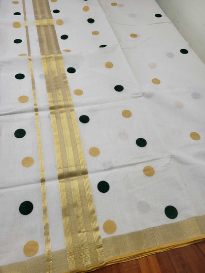 Kerala Kasavu Saree for Women
