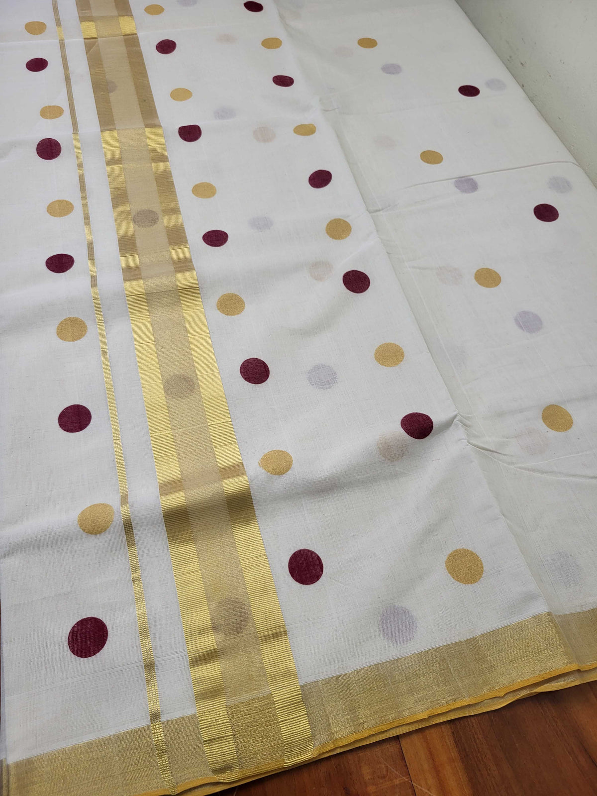Kerala Kasavu Saree for Women