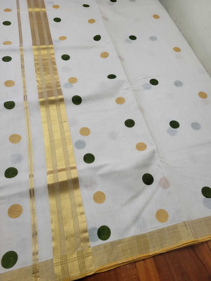 Kerala Kasavu Saree for Women