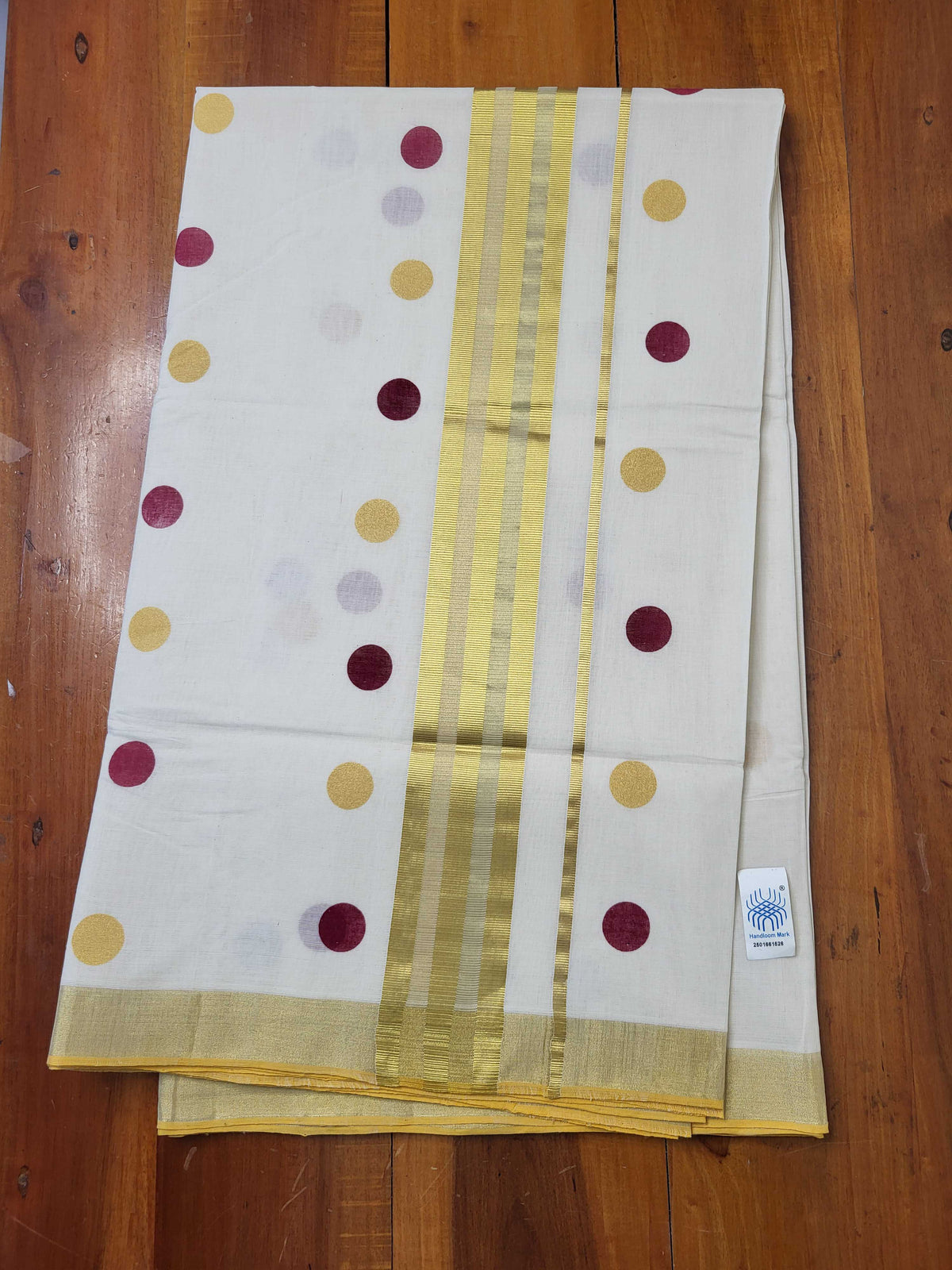 Kerala Kasavu Saree for Women