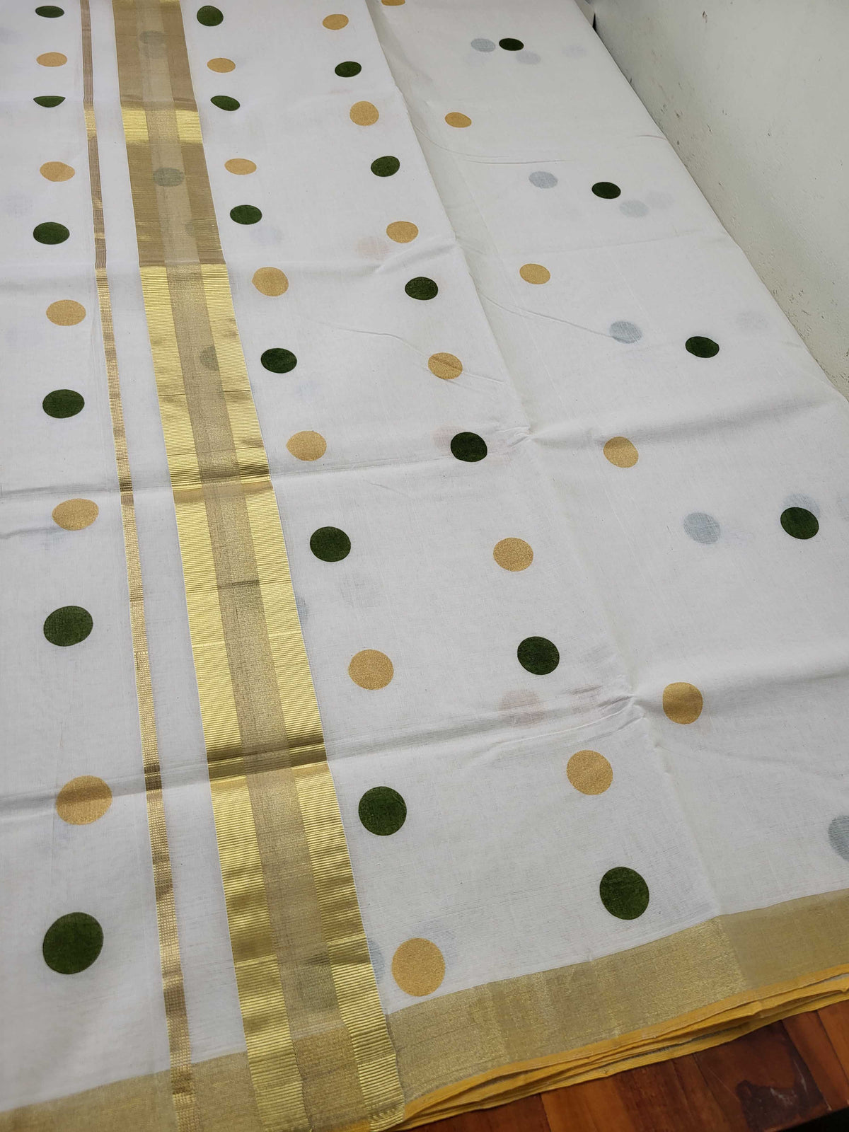 Kerala Kasavu Saree for Women