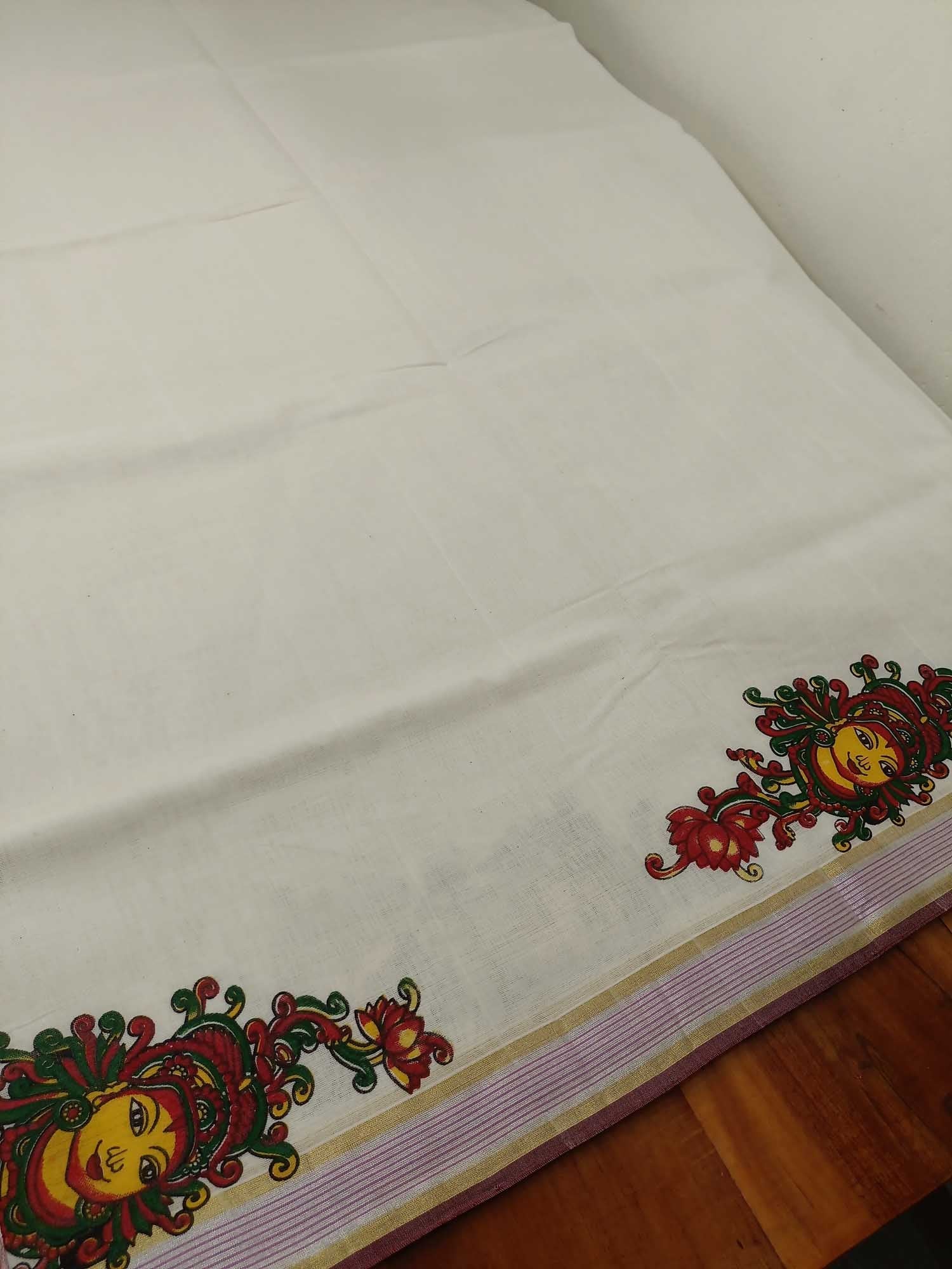 Kerala Kasavu Saree for Women