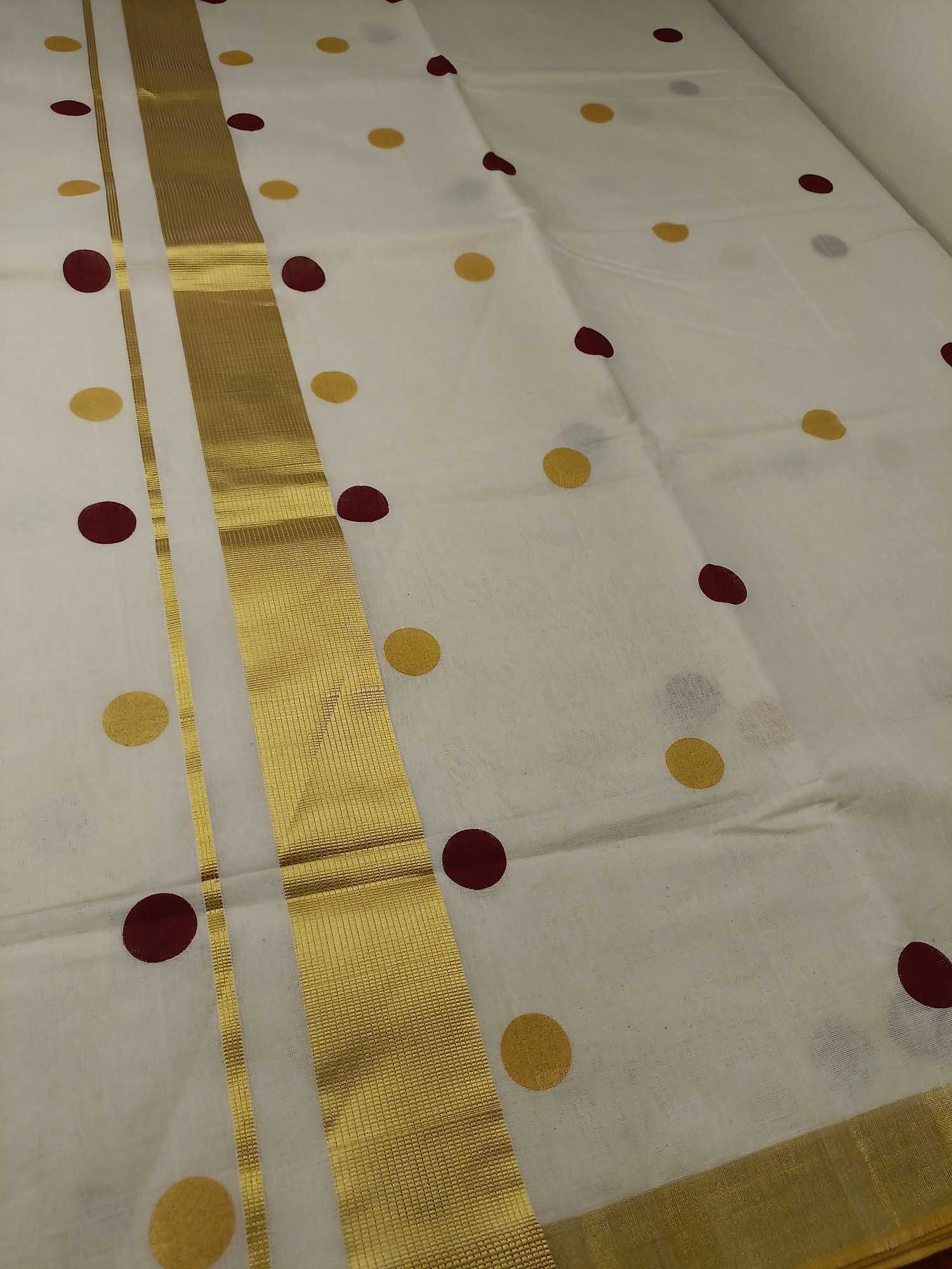 Kerala Kasavu Saree for Women