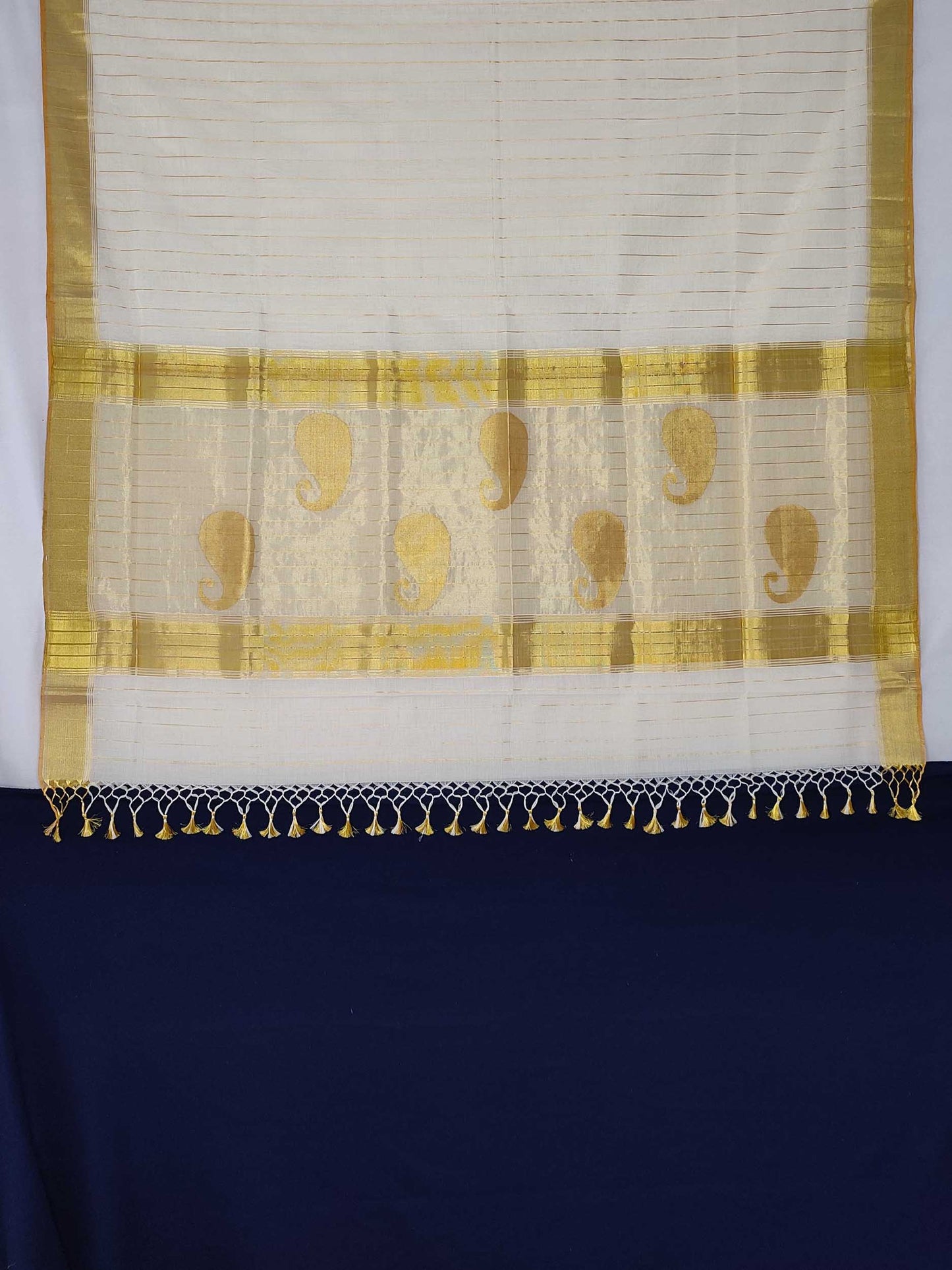 Kerala Kasavu Saree Premium Balaramapuram Handloom with Mango Motif