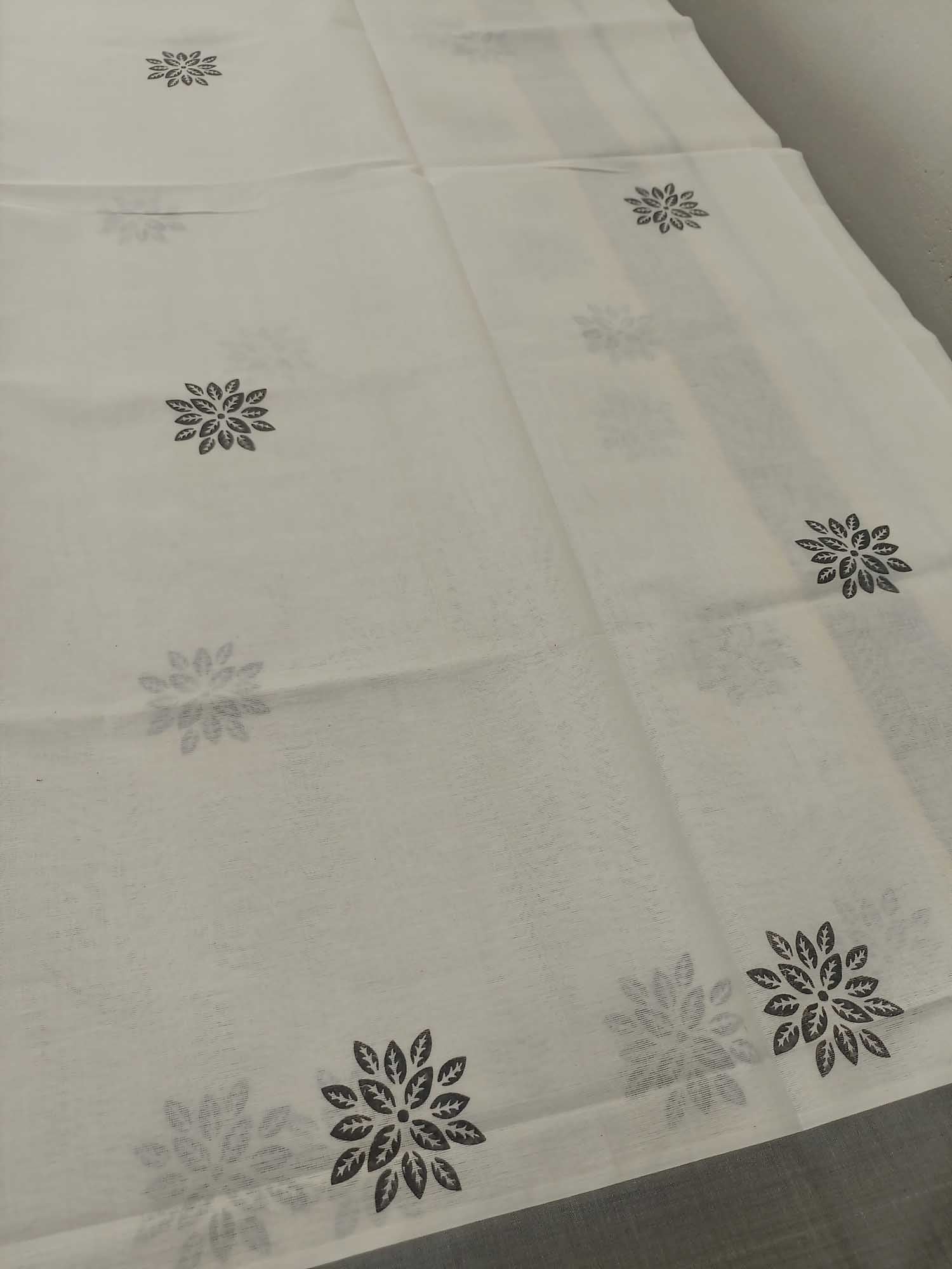 Balaramapuram Printed Set-Mundu for Women