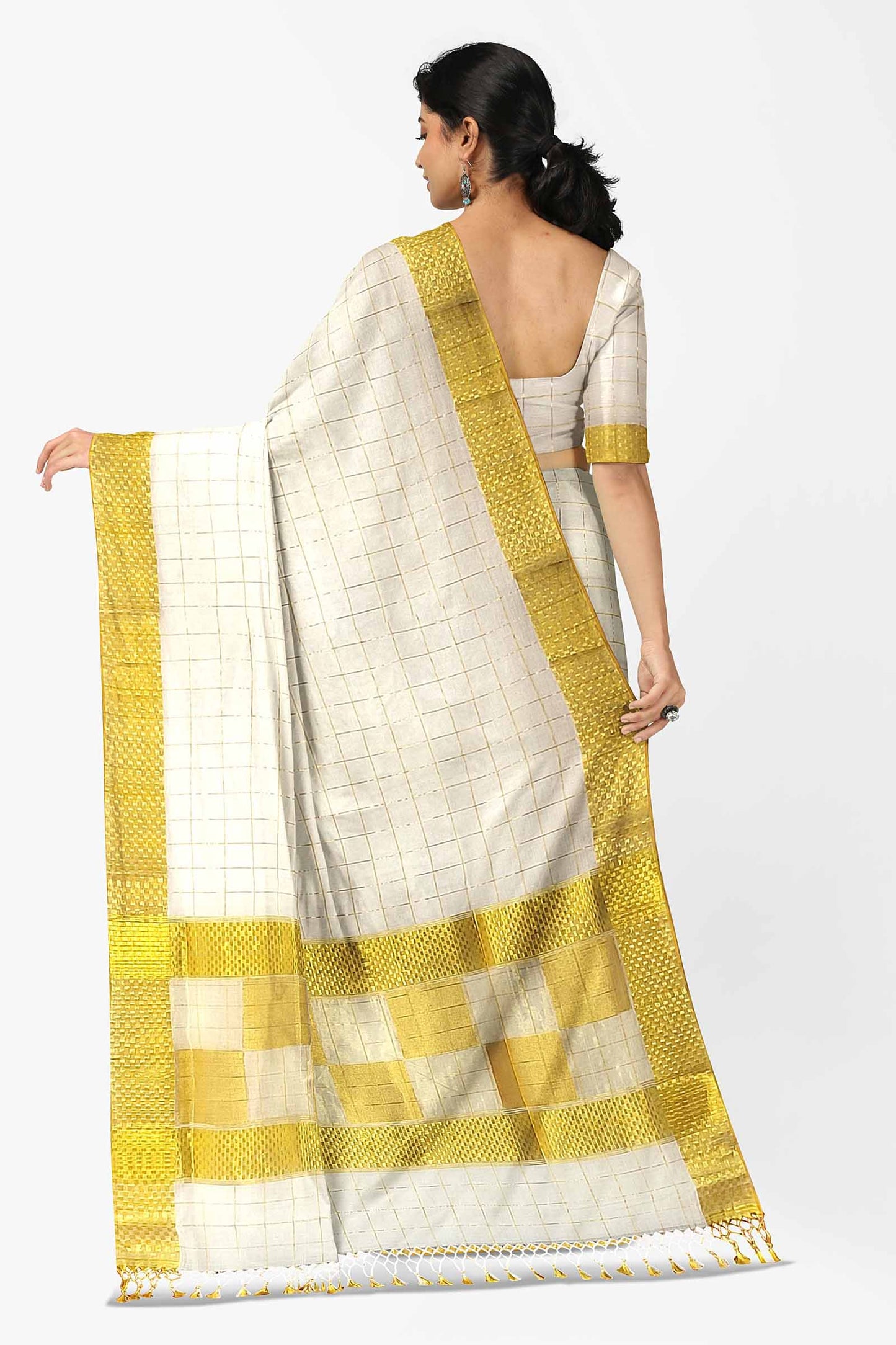 Paa Neythu Kerala Kasavu Saree